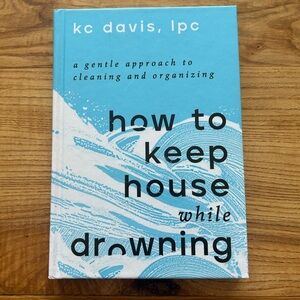 Blue and White Cookbook with Practical Tips